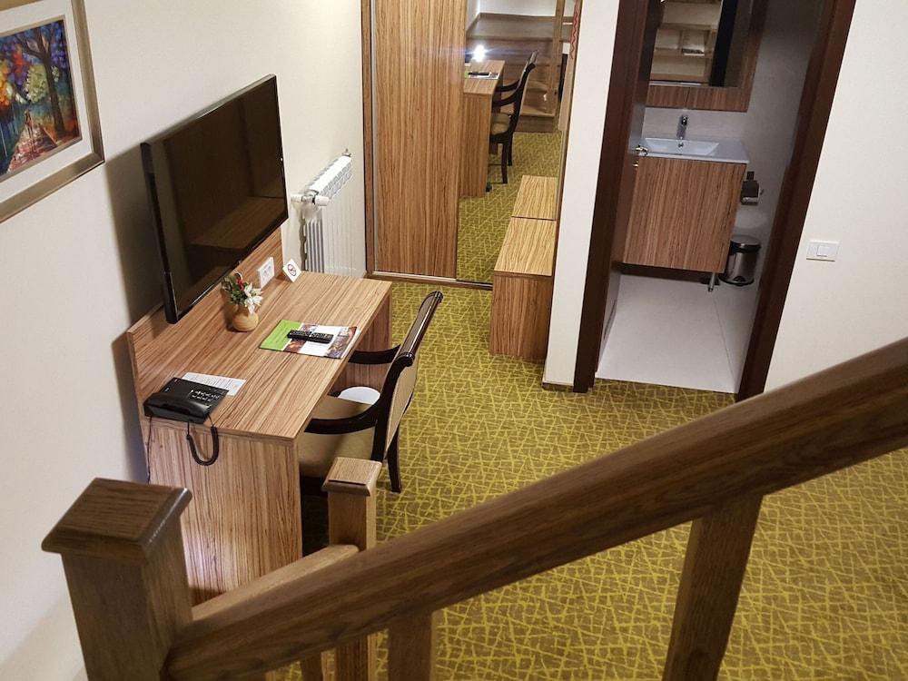 Hotel Tecadra Pipera Εξωτερικό φωτογραφία