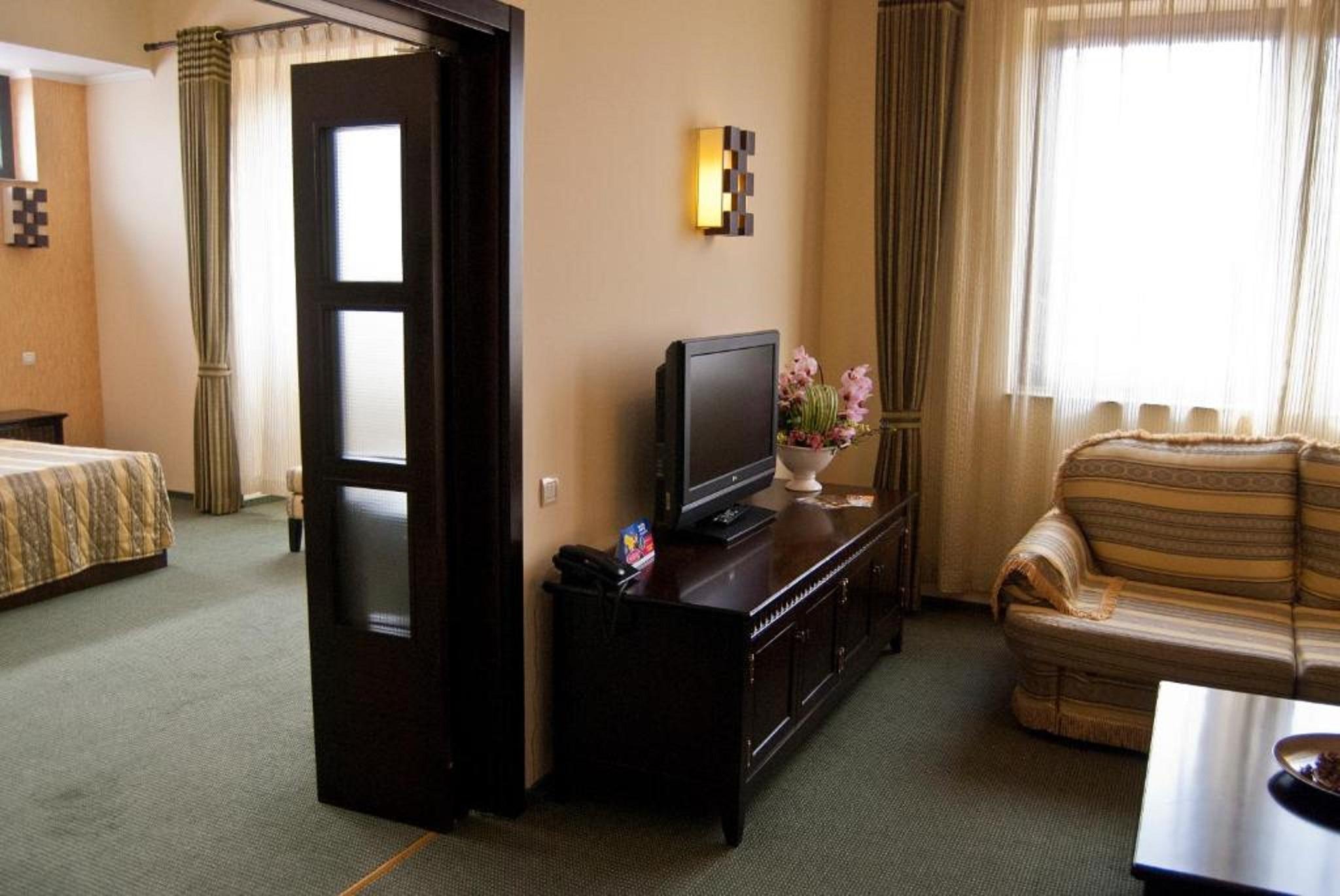 Hotel Tecadra Pipera Εξωτερικό φωτογραφία
