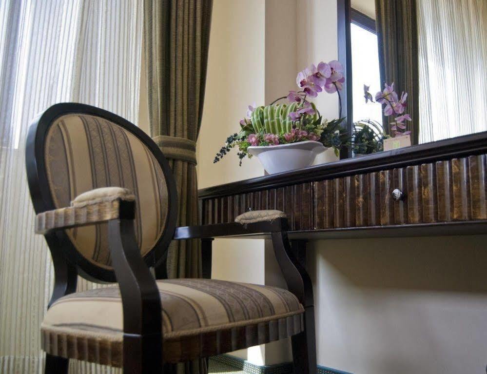 Hotel Tecadra Pipera Εξωτερικό φωτογραφία