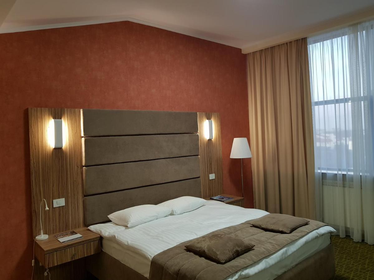 Hotel Tecadra Pipera Εξωτερικό φωτογραφία